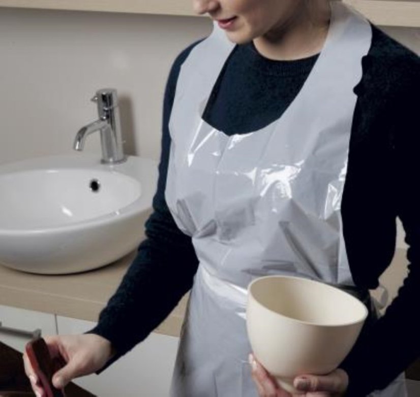 Jednorázová igelitová zástěra - 62 x 120 cm - 50 ks